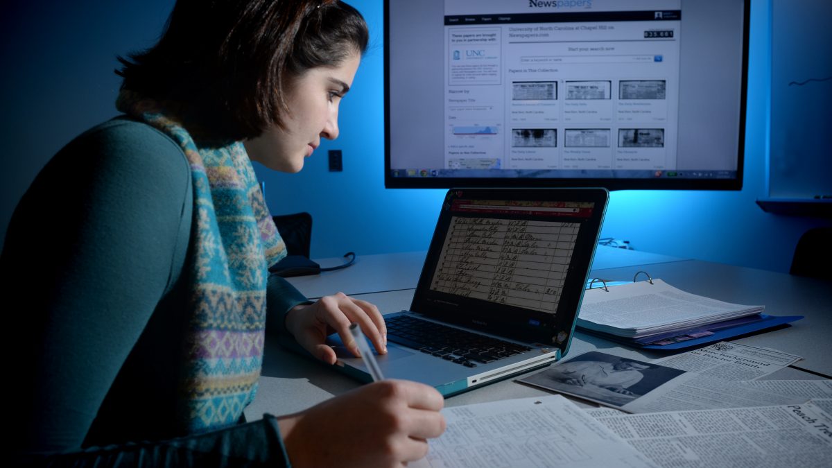 Student Annie Proctor works in front of a computer.