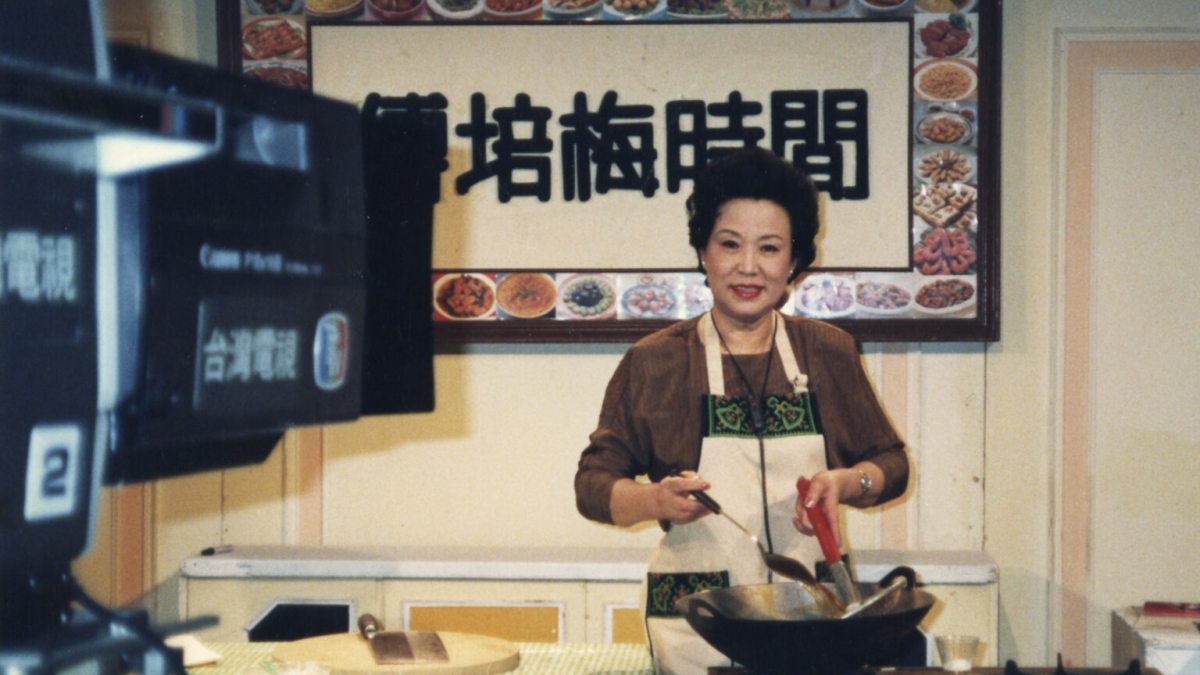 Taiwanese cook Fu Pei-mei hosts a cooking show.